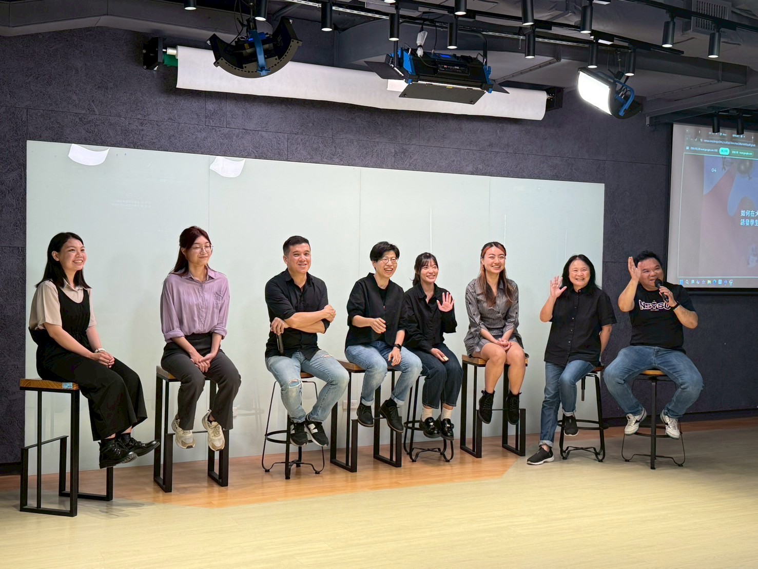 跨域怪獸養成記–人科學程出版跨域教育指南新書